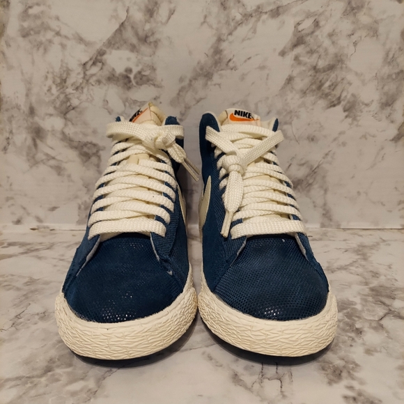 Pre-owned 2014 nike blazer mid - Picture 3 of 10